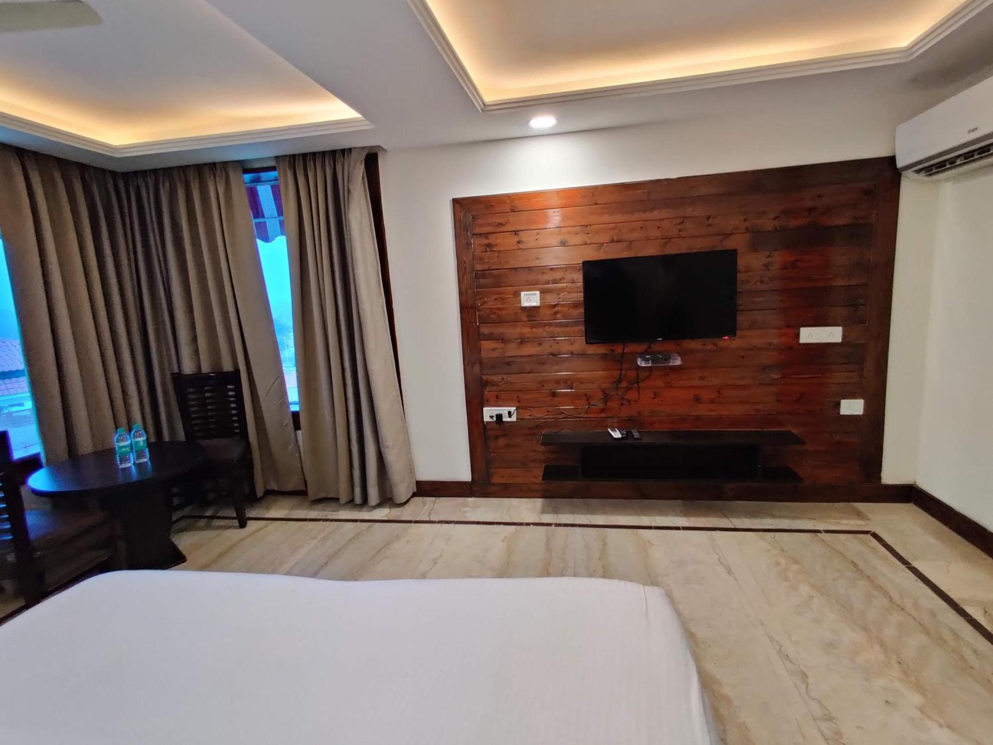 Orchha Club And Resort - Ocr Luaran gambar
