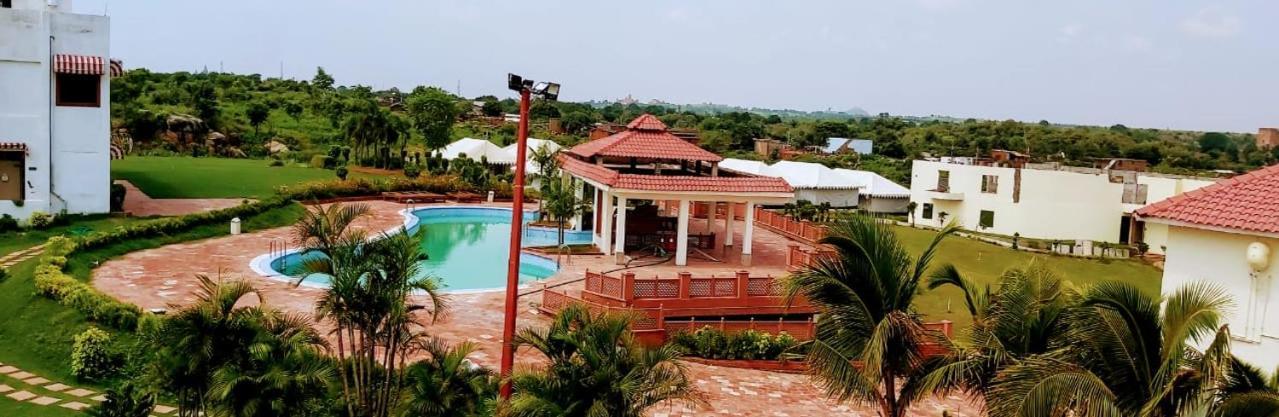 Orchha Club And Resort - Ocr Luaran gambar