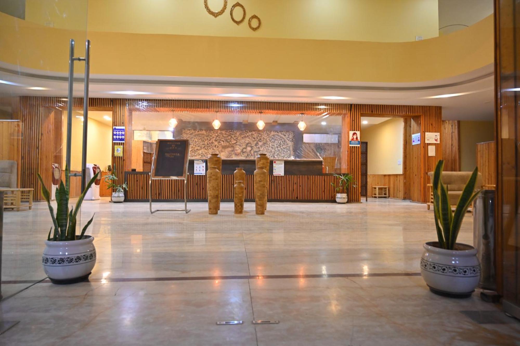 Orchha Club And Resort - Ocr Luaran gambar