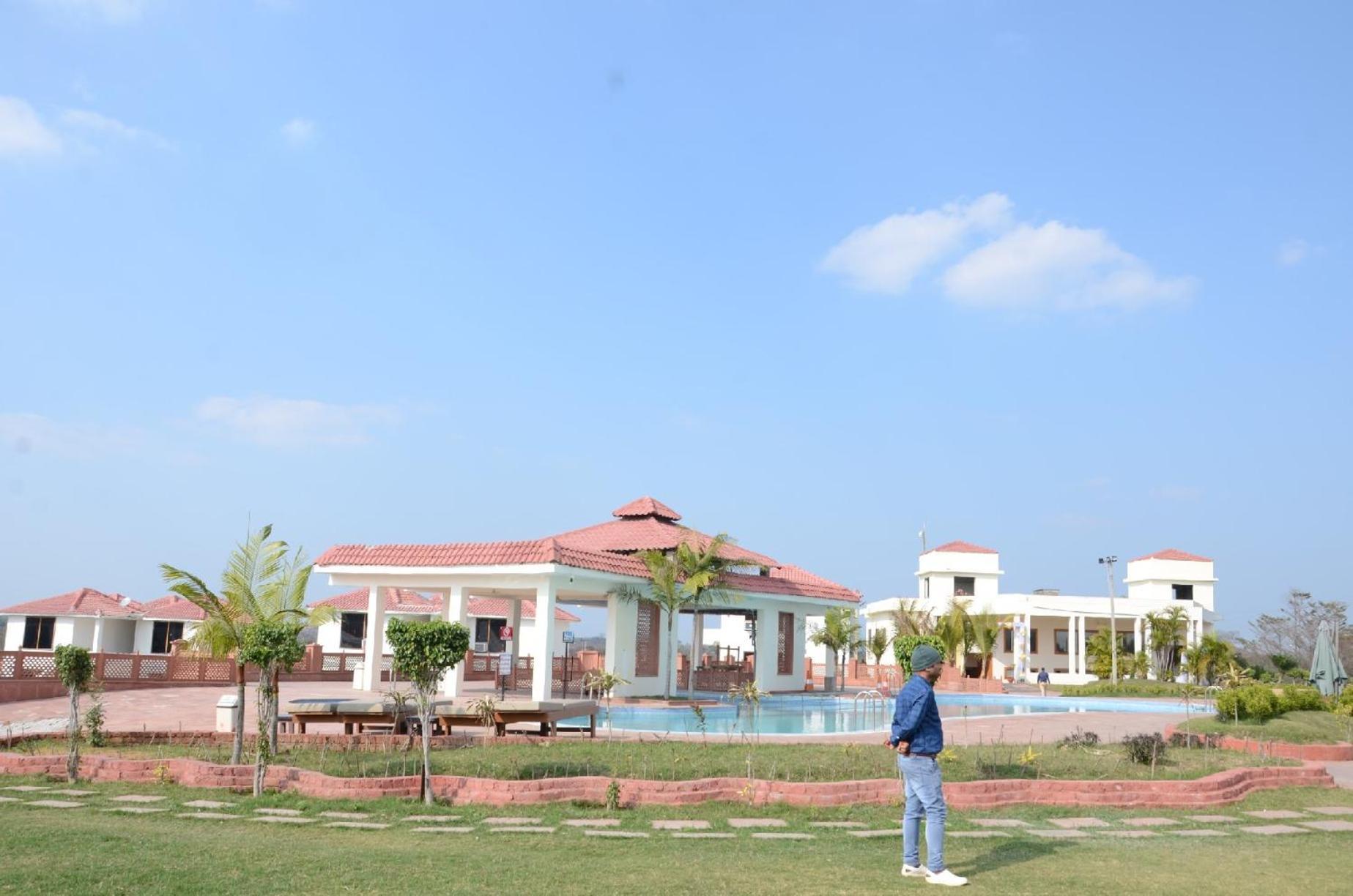 Orchha Club And Resort - Ocr Luaran gambar